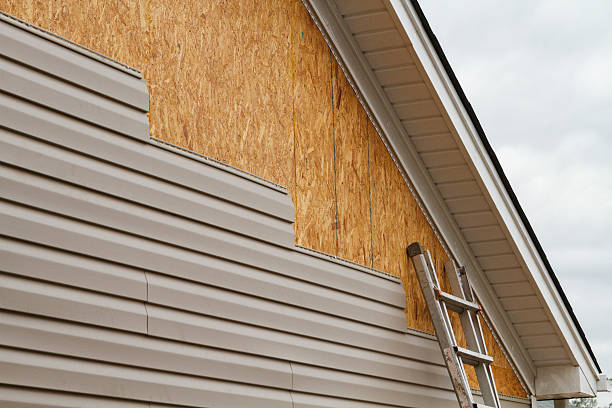 24/7 Emergency Siding Repair experts in Thompson, OH